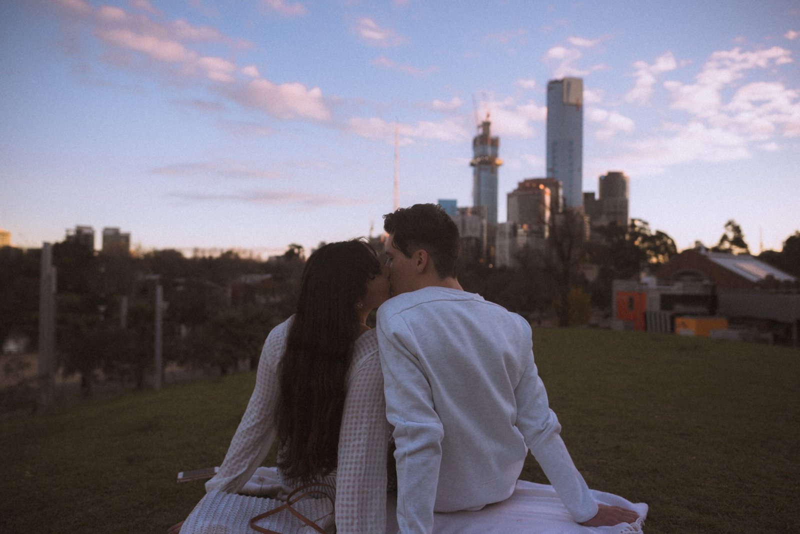 5 Questions to Ask on A Date to Create Instant Chemistry and Real Connection